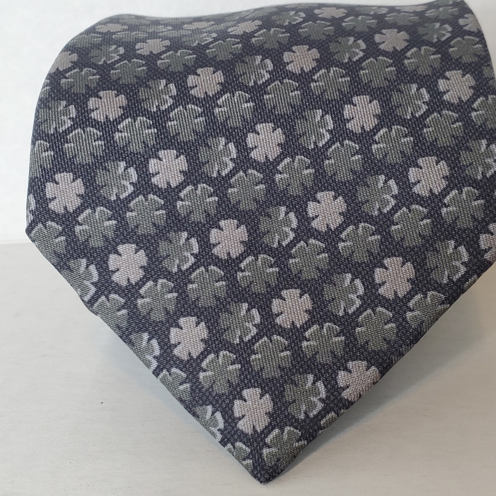 COPY - John Varvatos Men's Silk tie floral